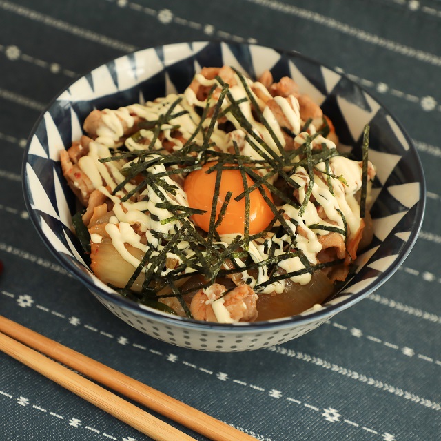 中村さん家の旨辛豚キムチ丼