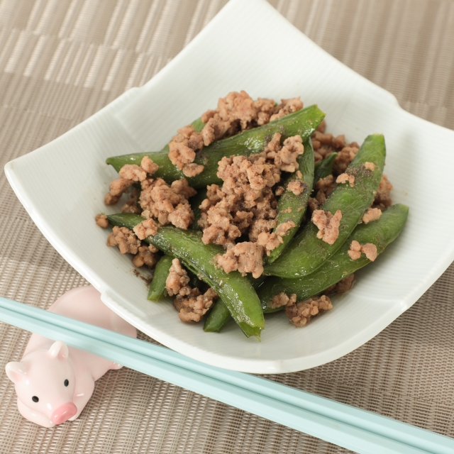 簡単レシピ愛好家さんのスナップエンドウのひき肉炒め