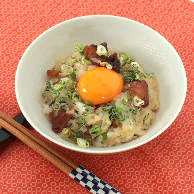 簡単レシピ愛好家さんの焼き鳥タレ缶と大葉の混ぜご飯