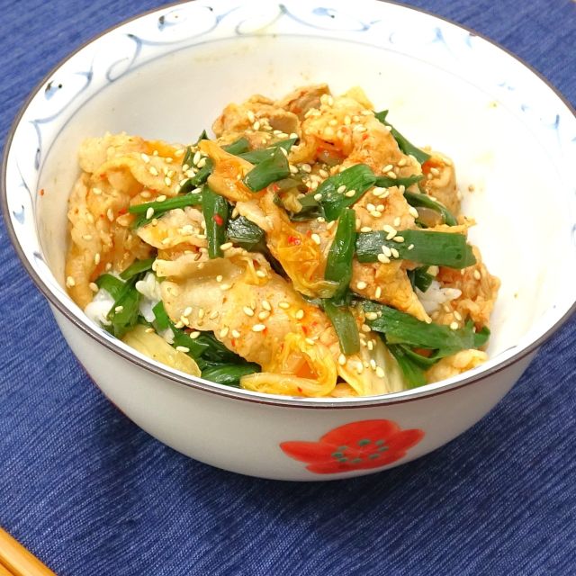 簡単レシピ愛好家さんの豚キム丼