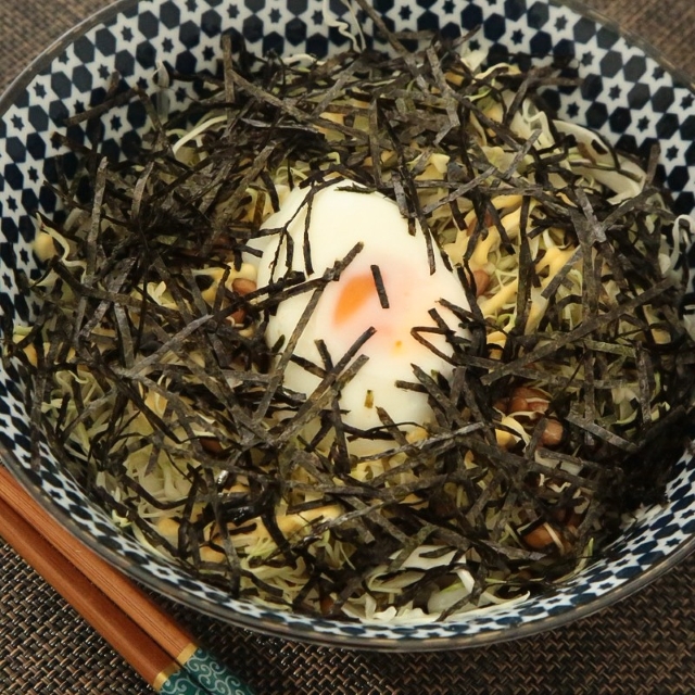 簡単レシピ愛好家さんのキャベツと納豆の和風サラダ