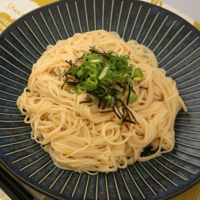 簡単レシピ愛好家さんの柚子胡椒バターそうめん