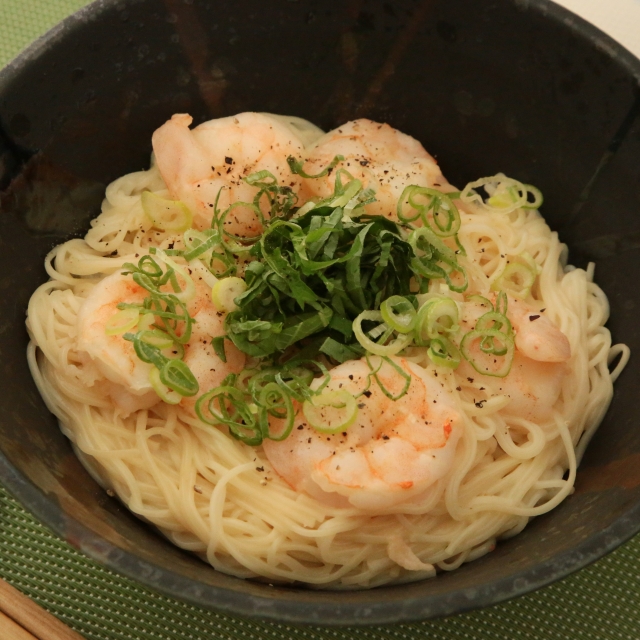 簡単レシピ愛好家さんのエビプリクリームそうめん